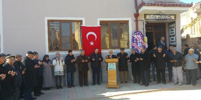 Bolvadin’de 2 Ayda Bitirilen Caminin Açılışı Yapıldı