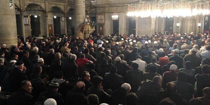 Mevlid Kandili’nde, Eyüp Sultan Doldu Taştı