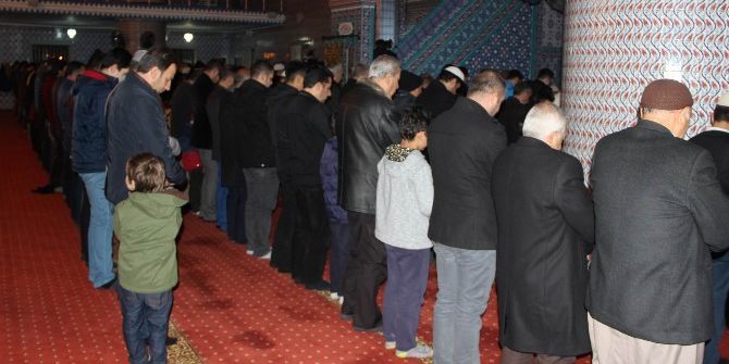 Diyarbakır’da Mevlid Kandili Düzenlenen Programla Kutlandı