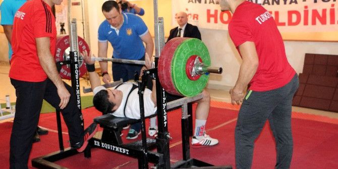 Görme Engelli Sporculardan 14 Madalya