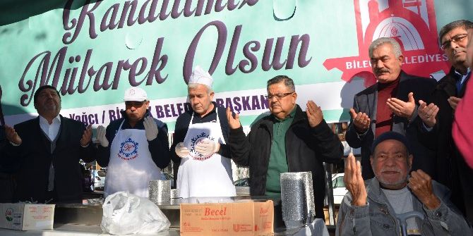 Bilecik Belediyesinden Helva İkramı