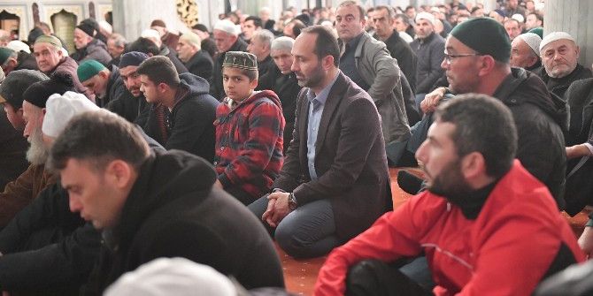 Ünyeliler Mevlid Kandili’nde Camileri Doldurdu