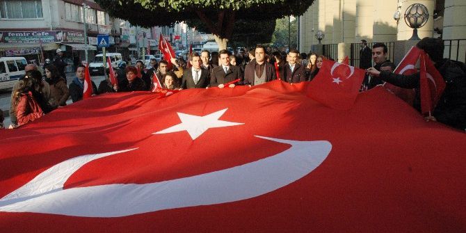 Adana Adliyesi Çalışanları Şehit Cenazesine Yürüyüş Yaparak Katıldı