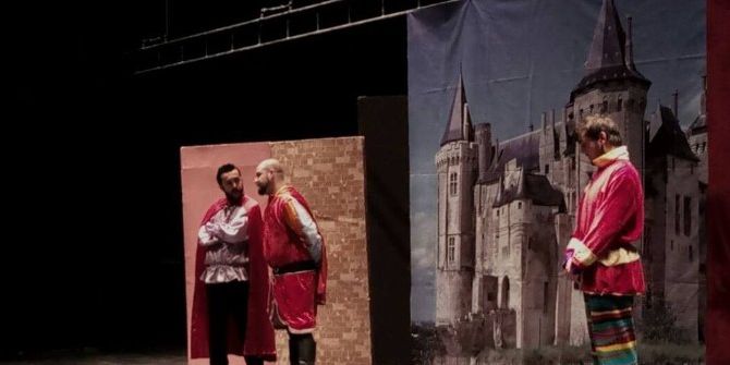 Bilecik’te Çocuklar Sindirella Adlı Tiyatro Oyunu İle Buluştu