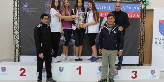 Eskrim Türkiye Şampiyonası’na Antalyalı Sporcular Damgasını Vurdu