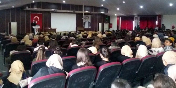 Denizli’de "Hoca Ahmet Yesevi" Konferansı