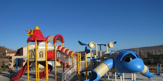 Esire Termal Turizm Merkezi’ne Çocuk Oyun Gurubu Ve Fitnes Alanı