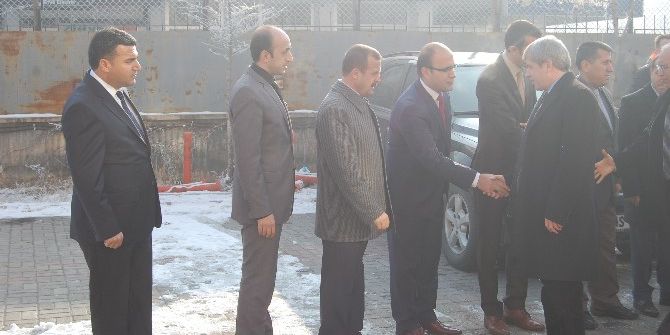 Vali Çınar’dan Kaymakam Alibeyoğlu’na Ziyaret