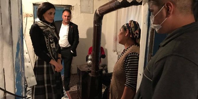 Ak Kadınlar 15 Yaşındaki Hazar İçin Seferber Oldu