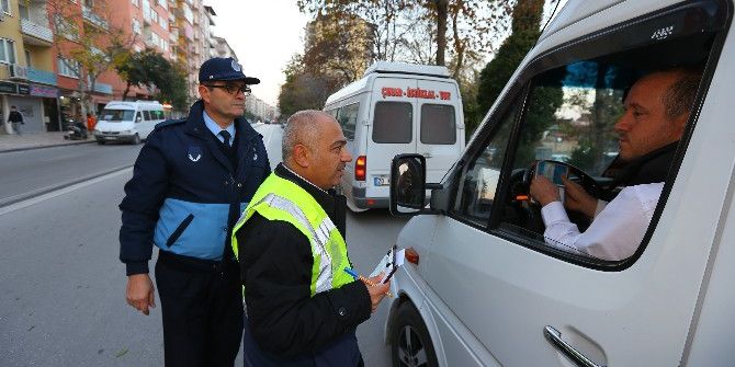 Soğukta Klima Açmayan Minibüsçülere Uyarı