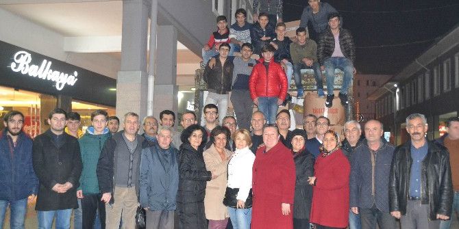 Balıkesir’den Türkmenlere Yardım