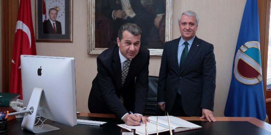 Vali Azmi Çelik’ten Rektör Prof. Dr. Gündoğan’a İade-i Ziyaret