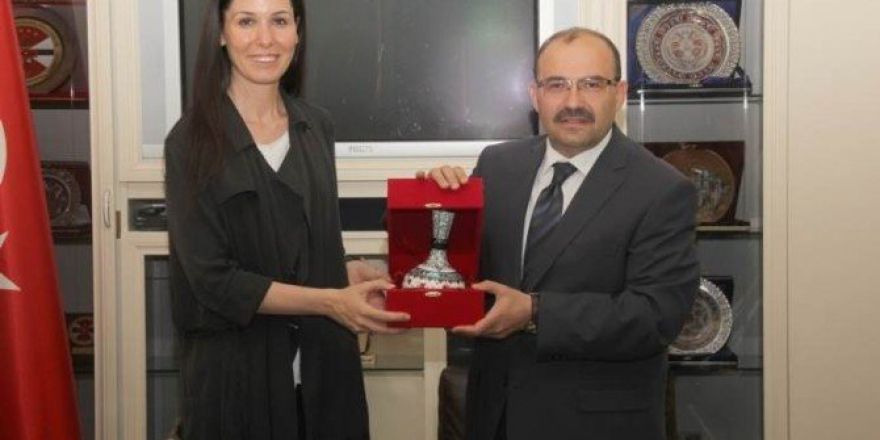 Samsun Milletvekili Karaaslan, Vali Ustaoğlu’nu Ziyaret Etti