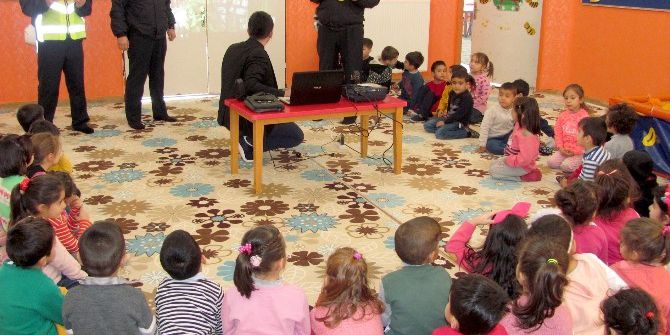 Araban İlçe Emniyet Amirliğinden Miniklere Trafik Semineri