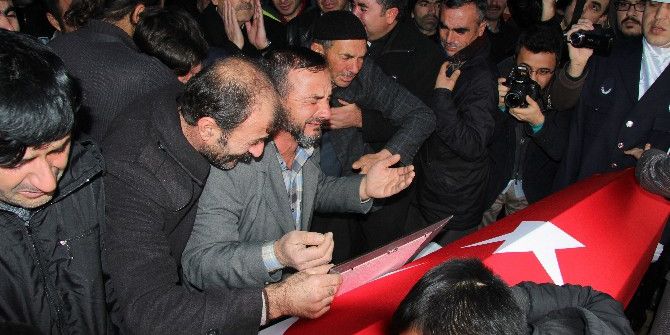 Kahramanmaraş Şehidini Uğurladı