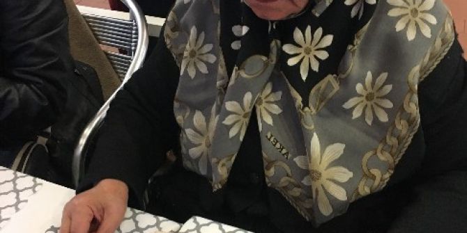 Gaziantepli Kadınların Ellerinden Rengarenk Şapkalar