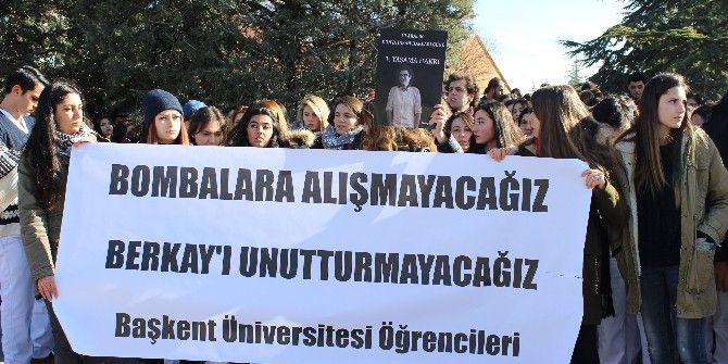 Terör Saldırısında Hayatını Kaybeden Tıp Fakültesi Öğrencisi Berkay Okulunda Anıldı
