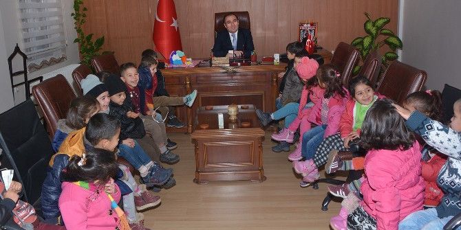 Minik Öğrencilerden Akgün Ve Aşçı’ya Ziyaret