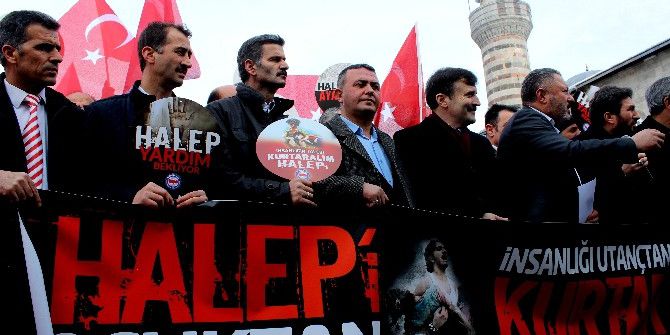 Halep’te Katledilen Siviller İçin Gıyabi Cenaze Namazı