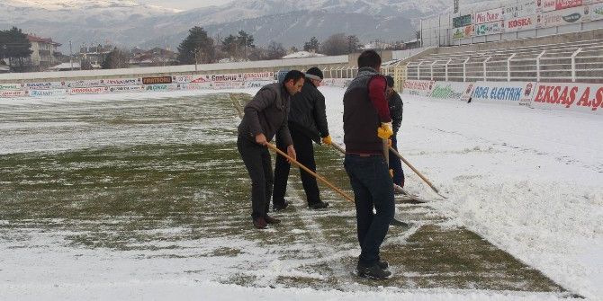 Erzincan Şehir Stadı Galatasaray Maçına Hazırlanıyor