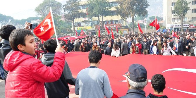 Milas Teröre Karşı Omuz Omuza Verdi