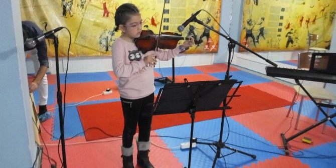 Burhaniye’de Minikler Hünerlerini Sergiledi