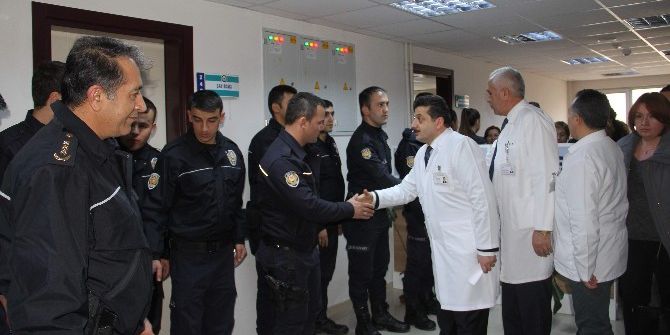 Doktorlardan Polise Destek Ziyareti