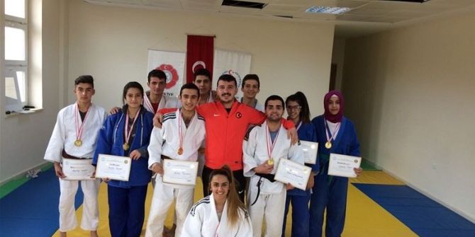 Okullararası Judo’da Dereceye Giren Sporcular Belli Oldu
