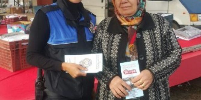 Polis Dolandırıcılara Karşı Vatandaşı Broşürle Uyardı
