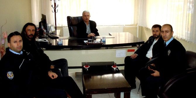 Sarıgöl Esnafı Polisin Yanında