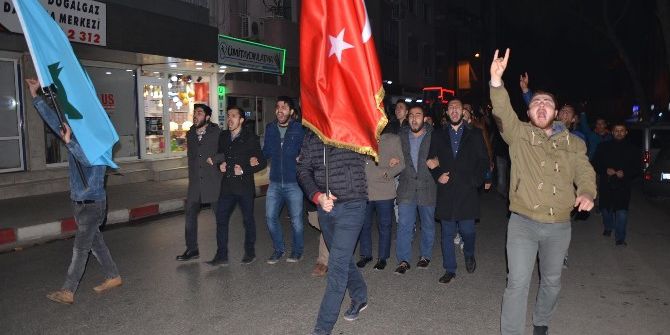 Nazillili Gençler Terörü Lanetledi