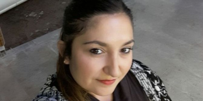 Kaybolan Karısını Her Yerde Arıyor