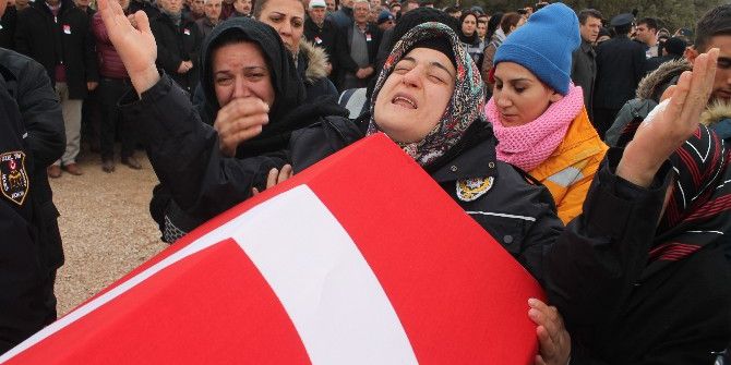 Şehit Polisin Annesi: “Baba, Yavrunun Yavrusu Gitti”