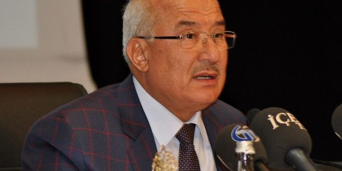 Kocamaz: “Maratonu Erteleseydik Teröristin Ekmeğine Yağ Sürmüş Olurduk”