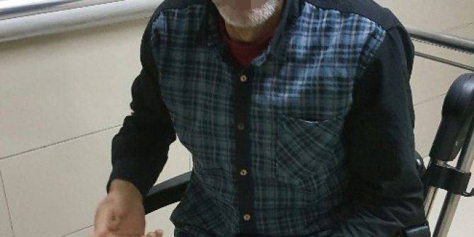 Bıçaklanan Şahıs Polis Merkezine Sığındı