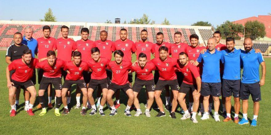 Utaş Uşakspor Yeni Umutlarla Sahaya İndi