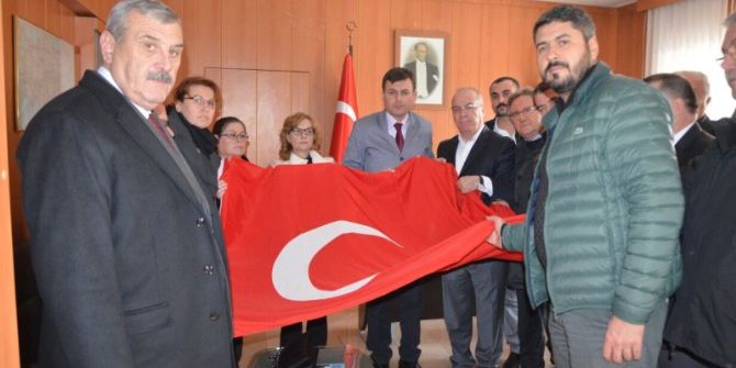 Babaeski Belediye Başkanı Hacı Ve Beraberindekilerden Polise Taziye Ziyareti