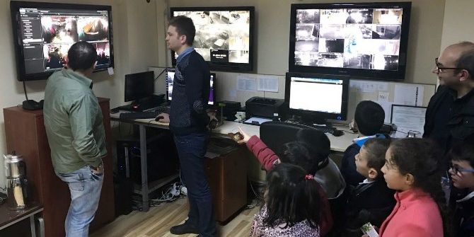 Minik Öğrencilerden Sultanbeyli İlçe Emniyet Müdürlüğüne Taziye Ziyareti