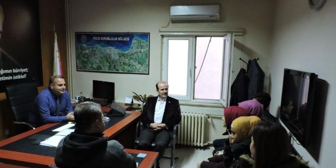 Öğrencilerinden Polislere Moral Ziyareti