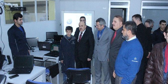 Vali Dağlı Mesleki Eğitimin Önemine Vurgu Yaptı