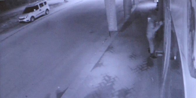 İçi Para Dolu 200 Kiloluk Kasayı Böyle Çaldılar