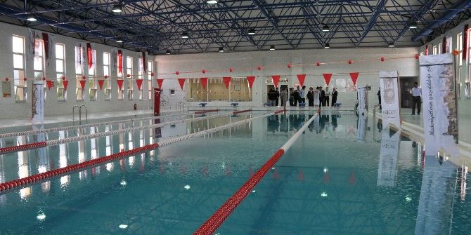 Niğde Belediyesi’nden Ödüllü Su Topu Turnuvası