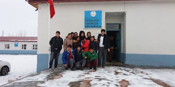 Dadaş Ortaokulu Öğrencileri Gönül Köprüsü Oluşturdu