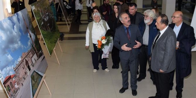 “Türkiye Ulu Camileri Fotoğraf Sergisi” Esogü’de Açıldı