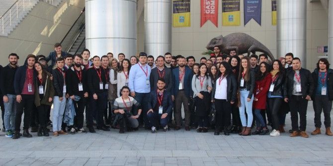 Burhaniye’de Üniversiteli Turizmciler Sektör Fuarını Gezdiler