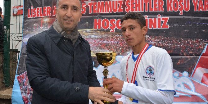 Siverek’te 15 Temmuz Şehitleri Koşu Yarışması