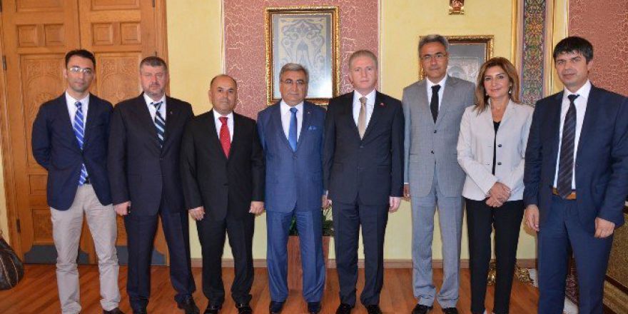 Sivas Tarım Fuarı Tertip Komitesi Vali Gül’ü Ziyaret Etti