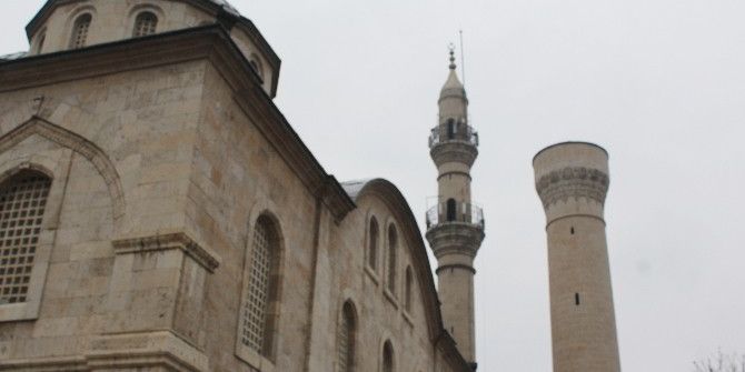 Malatya Beş Camisiz Minaresinden Birini Kaybetti
