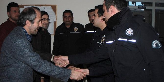 Osmaniyeli Gazetecilerden "Polisimin Yanındayım" Kampanyasına Destek