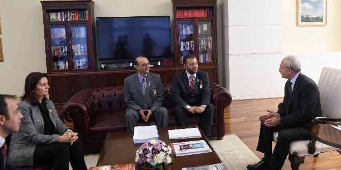 Kılıçdaroğlu, Gaziler Ve Şehit Aileleri Vakfı Başkanı Hüyük’ü Kabul Etti
